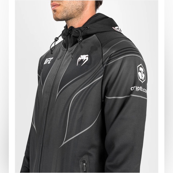 NWT UFC Venum Authentic Fight Night 2.0 Kit by Venum Men's Walkout Hoodie - Picture 4 of 5